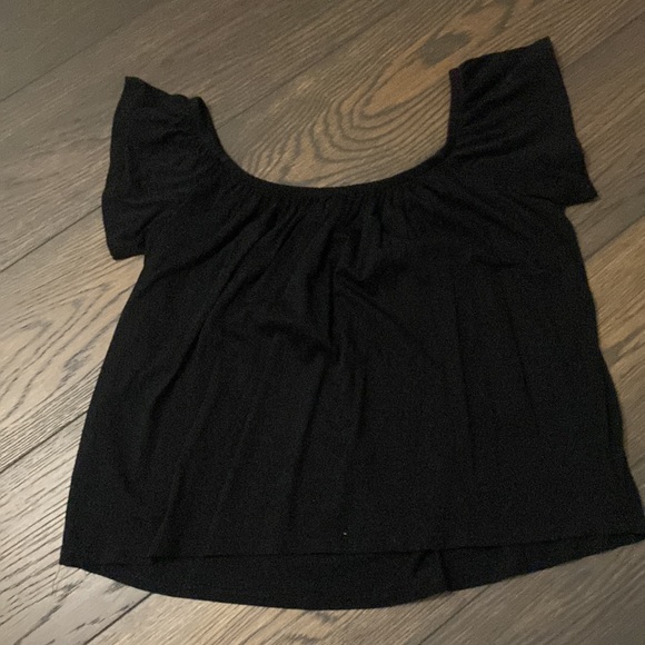 Garage off the shoulder crop top - Picture 3 of 3